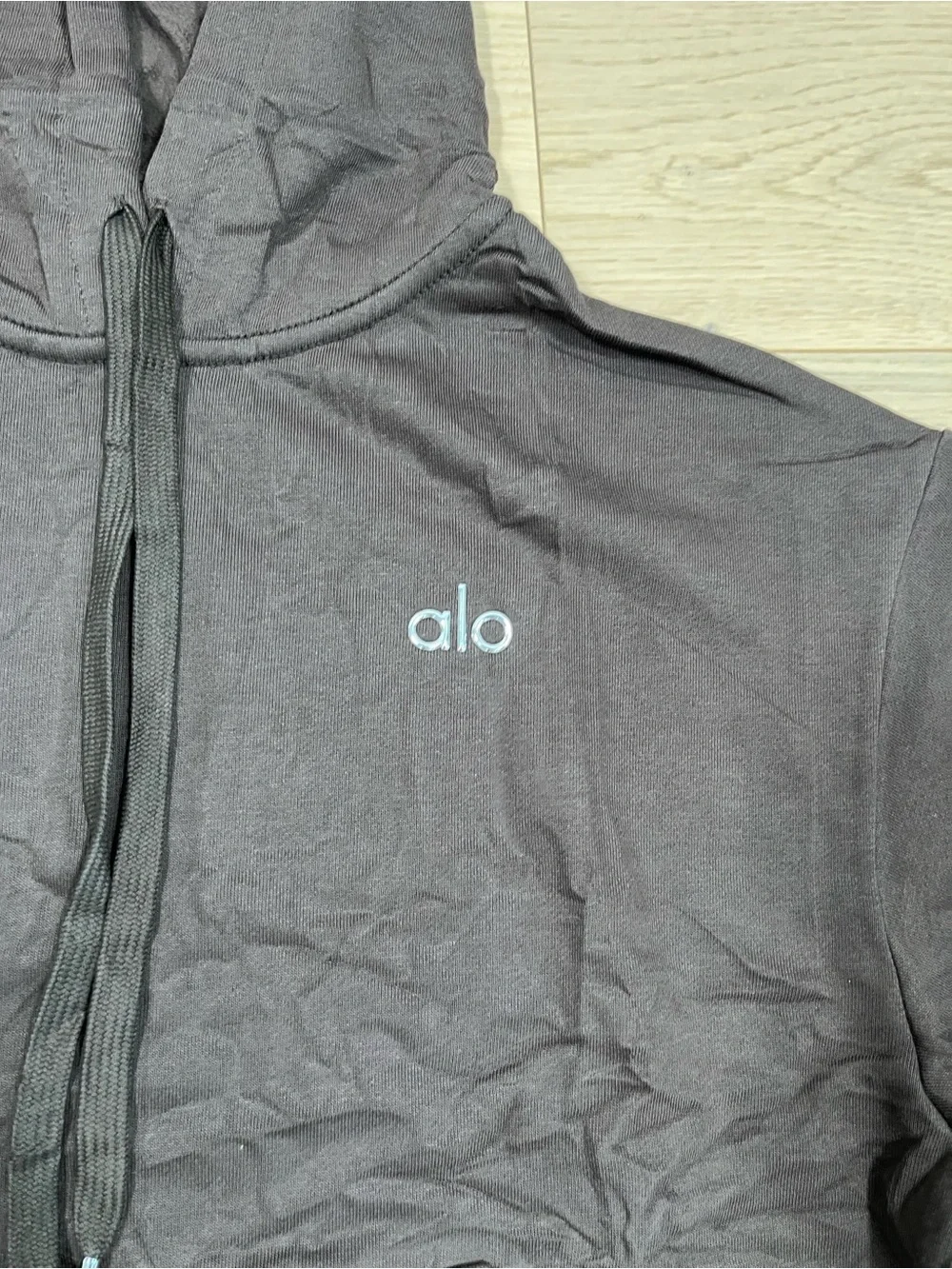ALO Yoga Accolade Espresso Pullover Hoodie - Picture 2 of 4